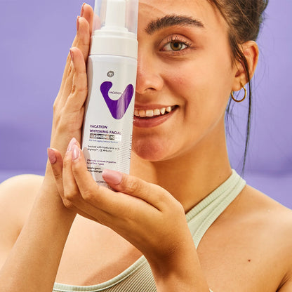 Vacation Whitening Facial Cleansing Foam 200ml